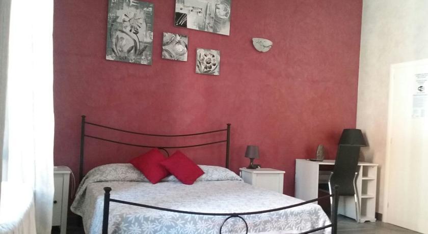 A Due Passi Dal Porto Hotel Civitavecchia Habitación foto